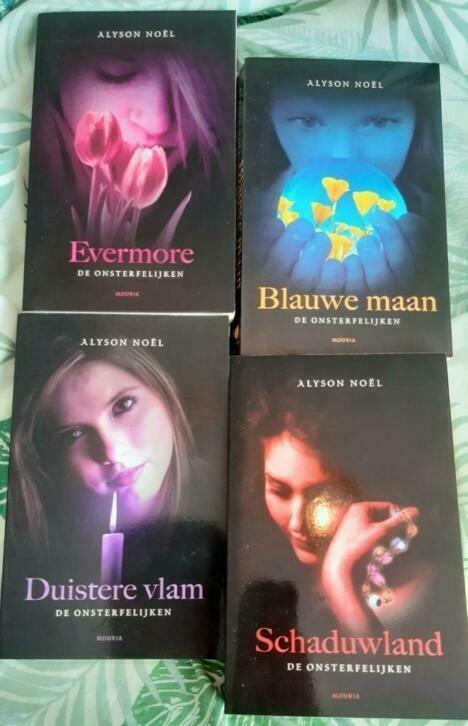 Alyson Noël: de onsterfelijken reeks, 4 delen pb Nederlands, Boeken, Ophalen of Verzenden