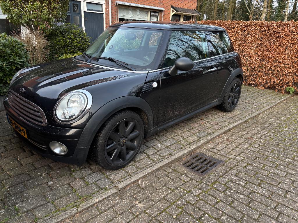 Mini (r56) 1.4 95pk 2009 Zwart, Auto's, Mini, Particulier, One, Airbags, Airconditioning, Centrale vergrendeling, Elektrische ramen