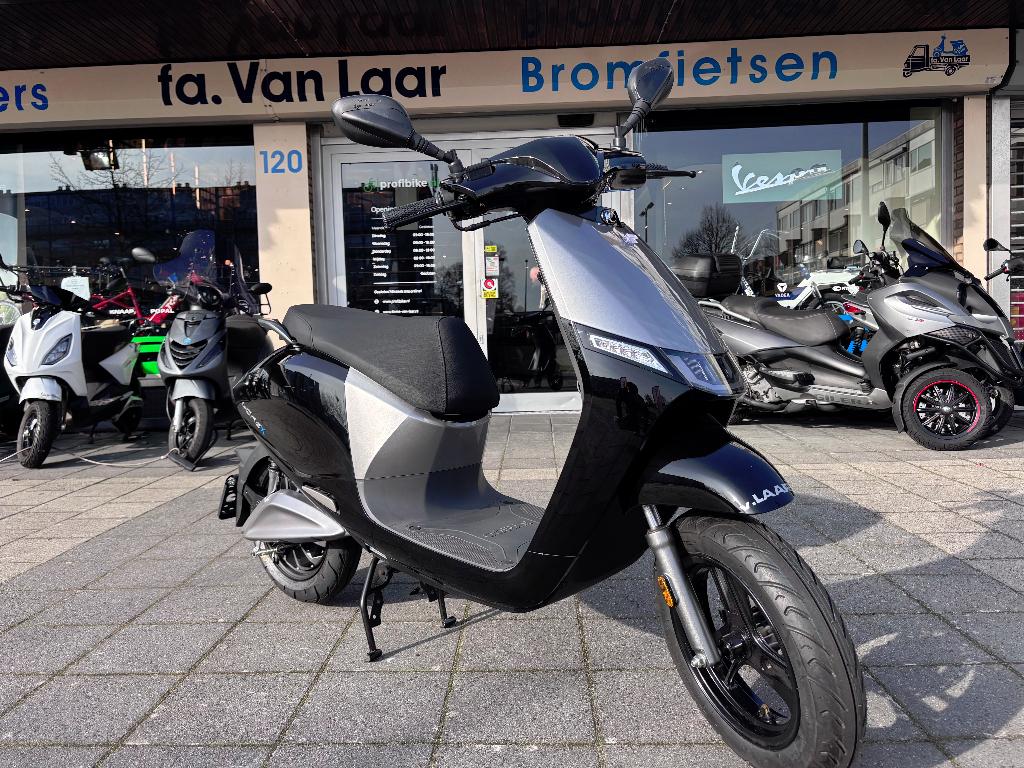 kymco i-onex (krasje) E-Scooter vanaf, Ophalen, Overige modellen, Elektrisch, Nieuw