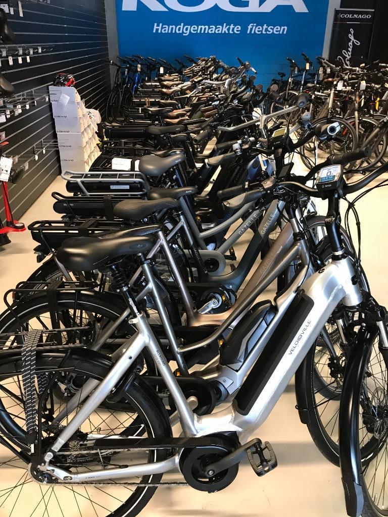 Foto 2 van Div jong gebruikte elektrische fietsen Gazelle Koga Batavus