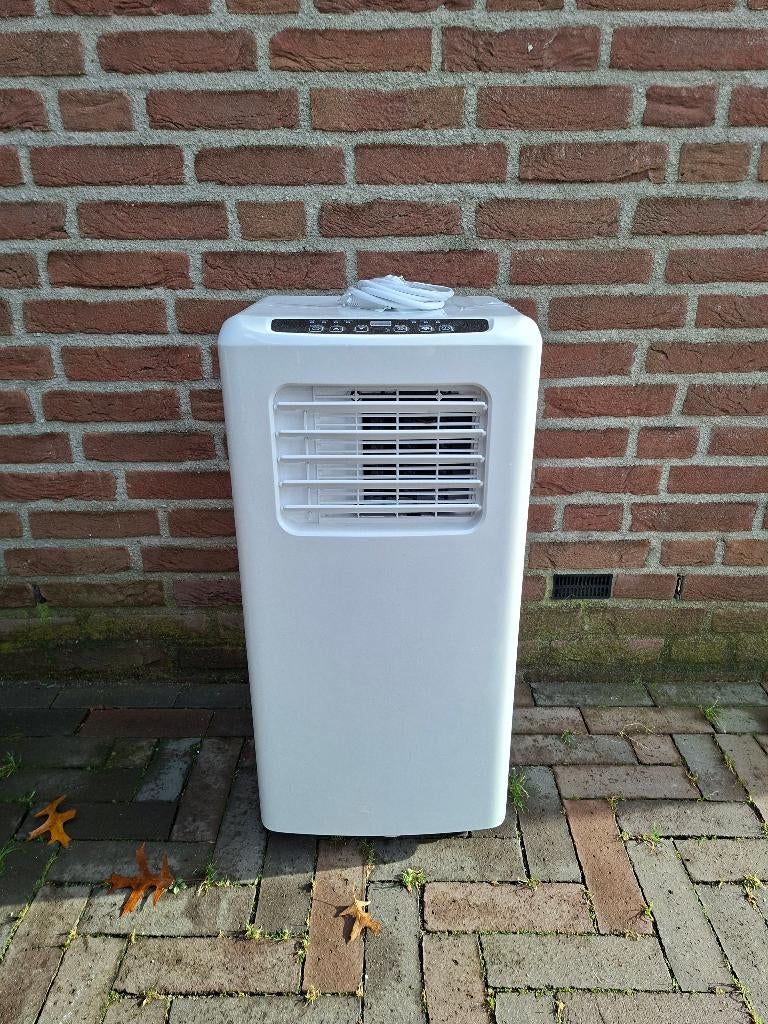 Bari air conditioner, Witgoed en Apparatuur, Airco's, Ophalen, Minder dan 60 m³, 3 snelheden of meer, Zo goed als nieuw