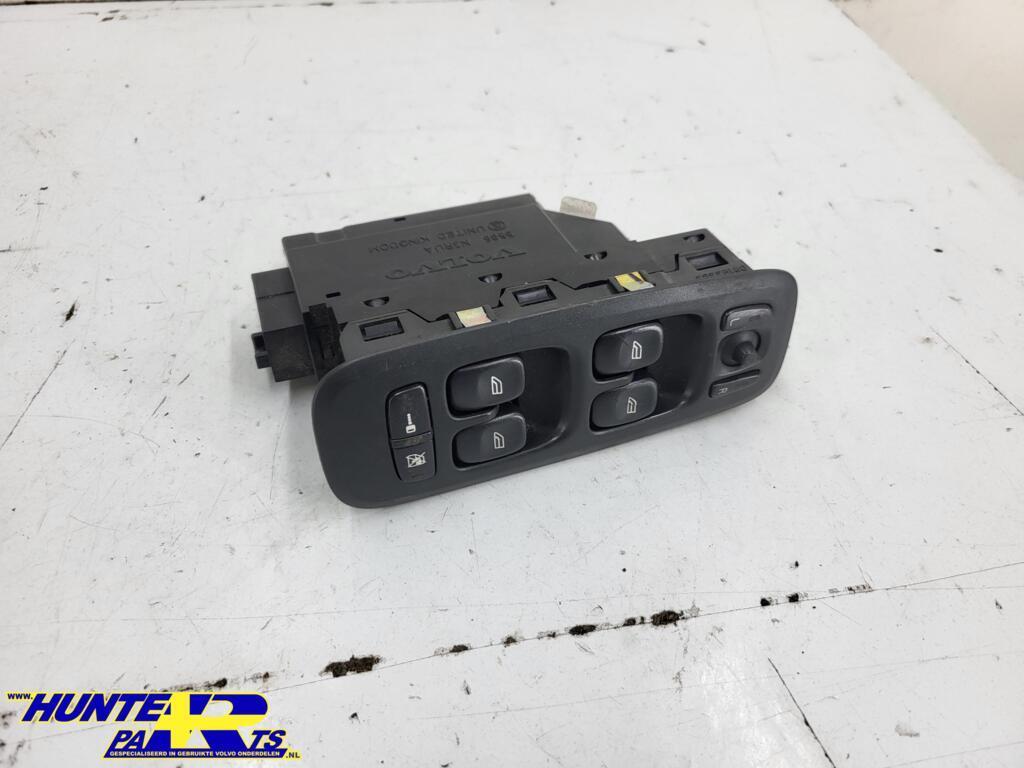 Elektrisch raam schakelaar LV Volvo V70 ('00-'08) 30739980, Gebruikt, Ophalen of Verzenden, Volvo, Volvo