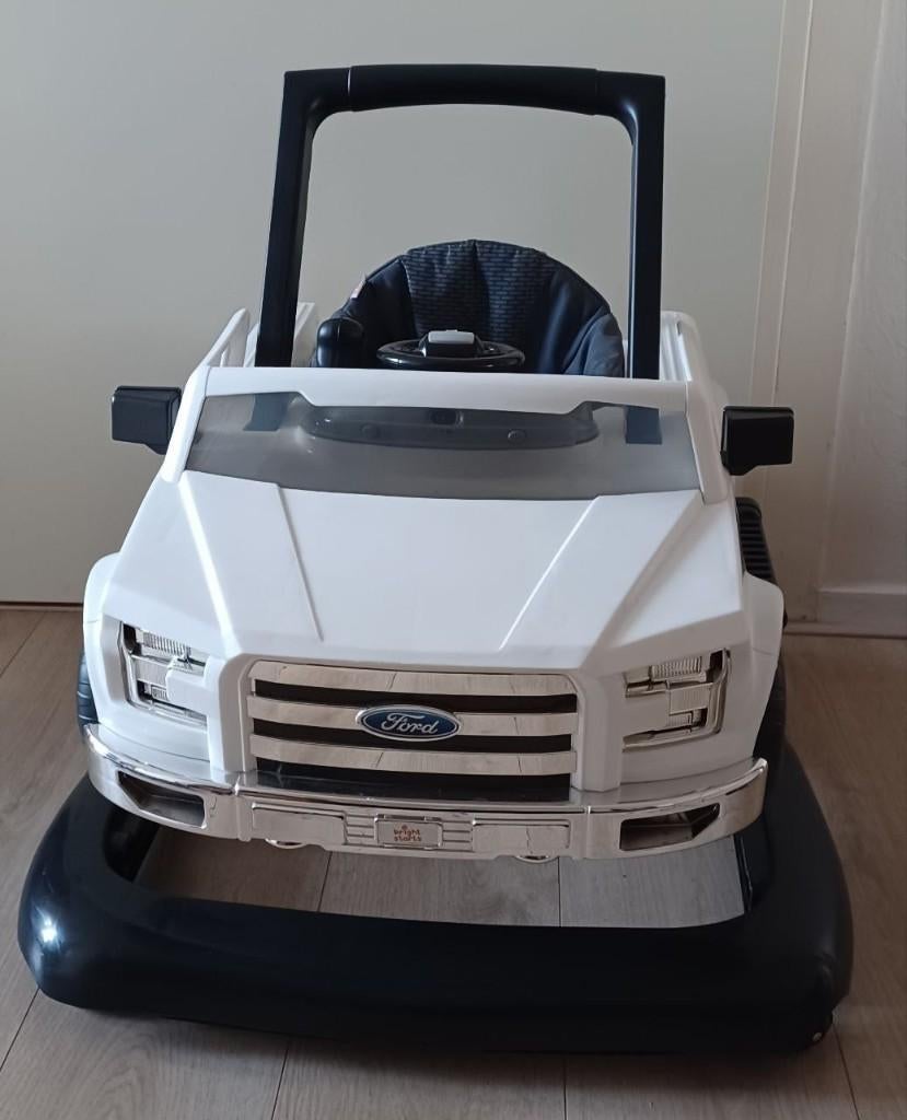 Loopauto, Kinderen en Baby's, Speelgoed | Babyspeelgoed, Zo goed als nieuw, Auto, Met licht, Met geluid, Met wieltjes, Ophalen of Verzenden