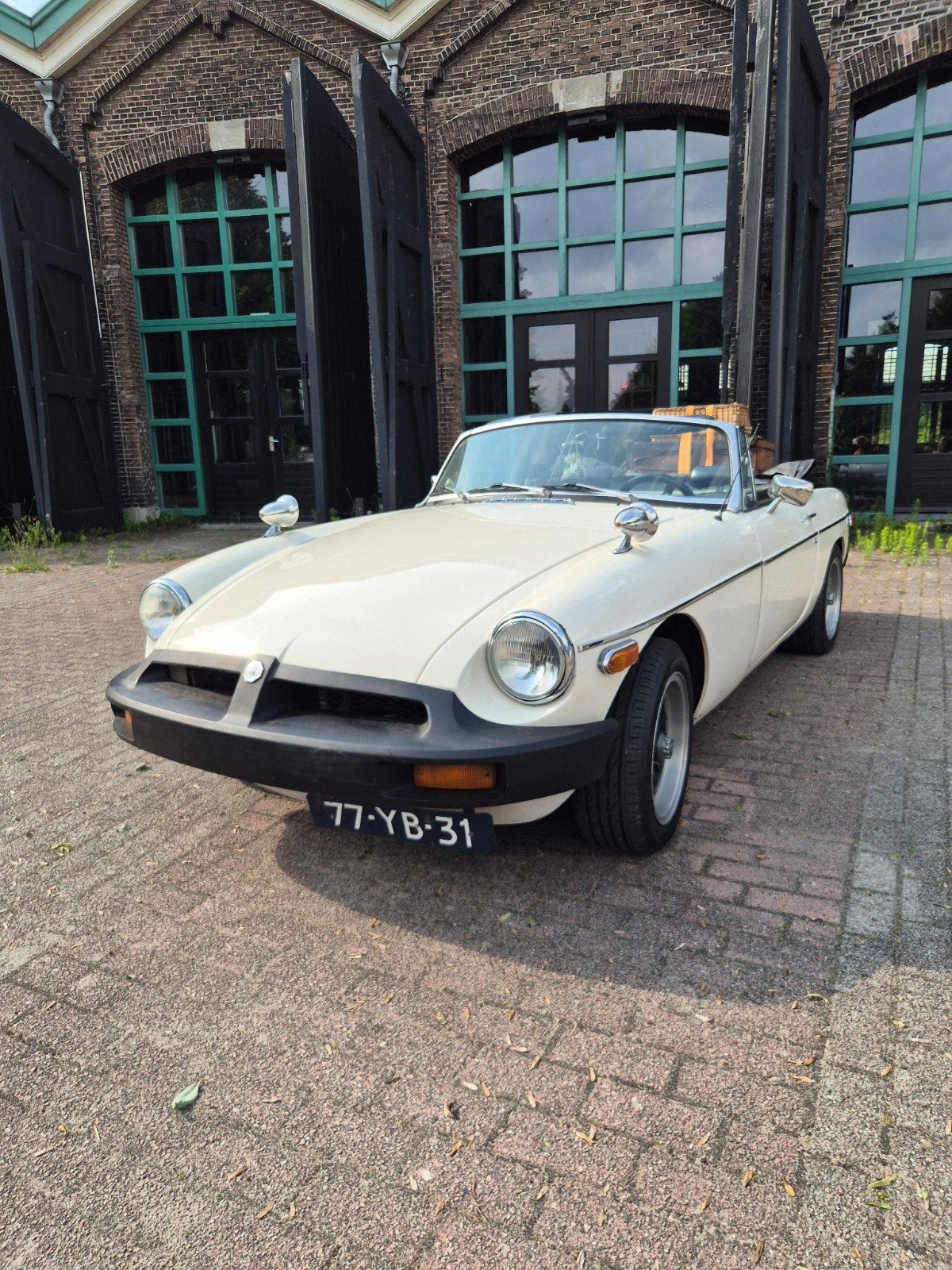 MG B 1.8 Cabriolet 1976 Wit, Auto's, MG, B, Zwart, Cabriolet, Wit