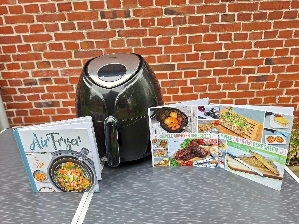 Airfryer Montana met 3 airfryer bak/kookboeken, Ophalen of Verzenden, Zo goed als nieuw, Airfryer XXL, 1500 gram of meer