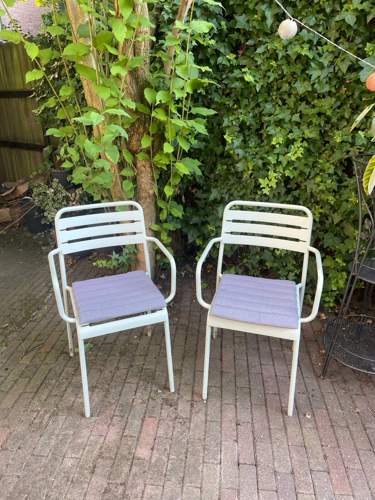 2x Metalen Tuinstoelen met Kussens - Gebruikt, Tuin en Terras, Ophalen, Gebruikt, Metaal