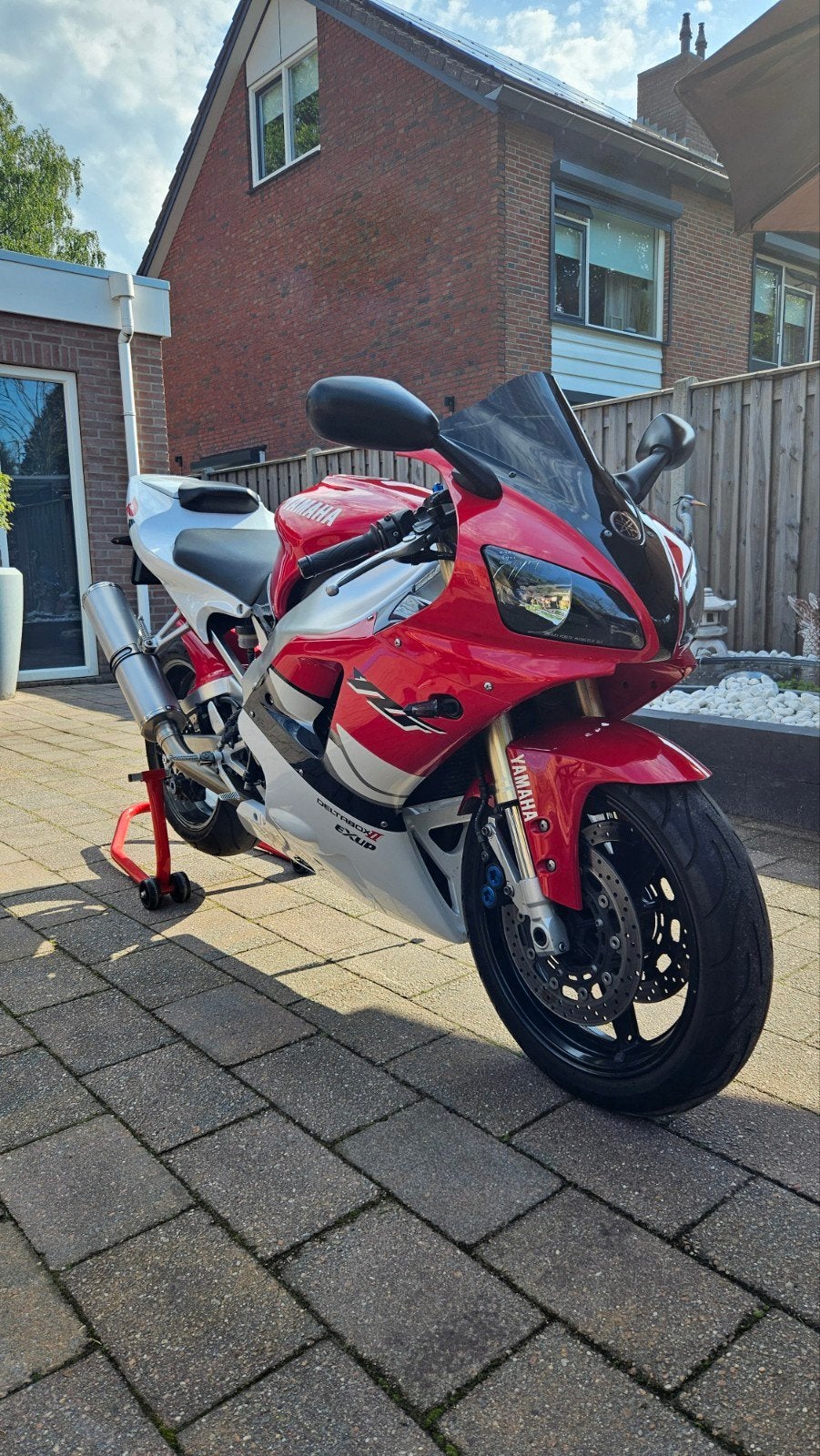 Yamaha R1 1999 - Iconische Supersport Motor, Sportuitlaat, 4 cilinders, Motorrijbewijs A, Gebruikt