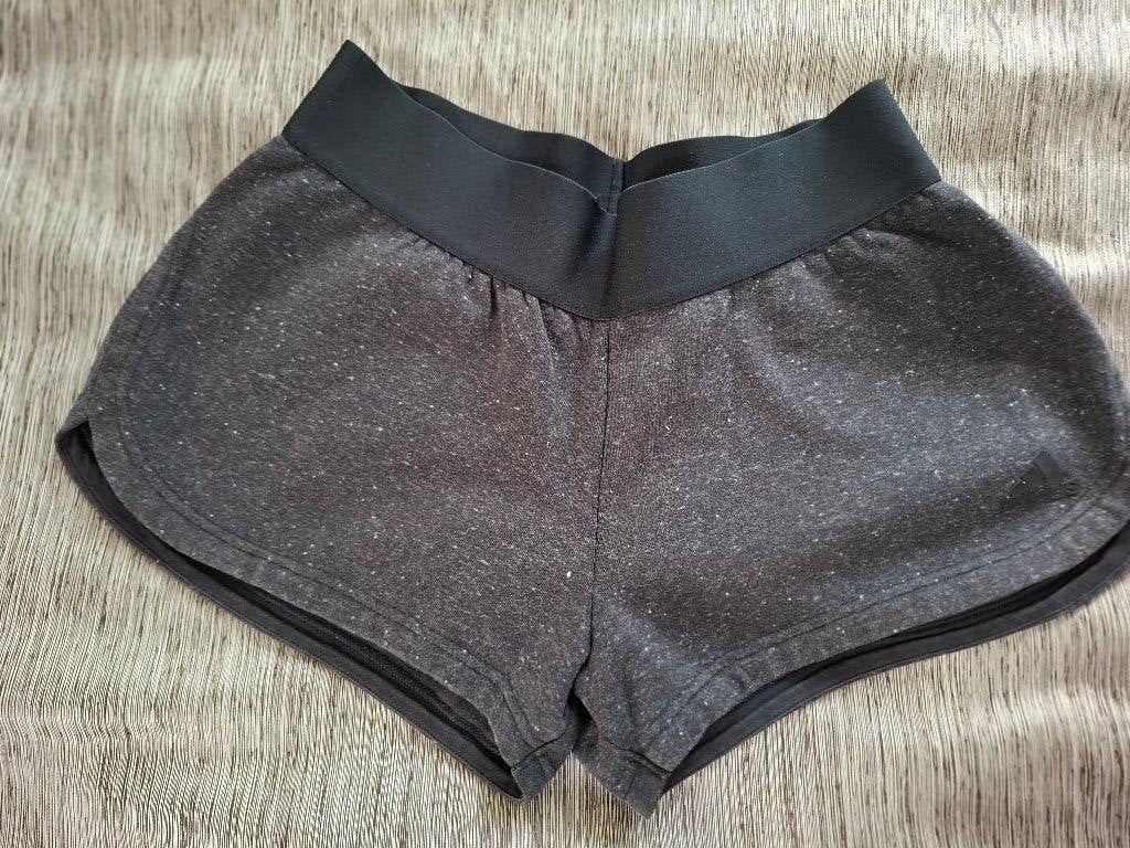 KORTE BROEK, ADIDAS, MAAT 38, Ophalen of Verzenden, Zo goed als nieuw, Maat 38/40 (M), Kort