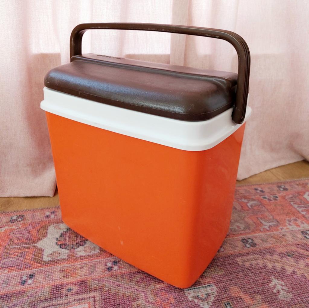 Vintage oranje Curver Koelbox - Retro Picknick Koelbox, Caravans en Kamperen, Koelboxen, Ophalen of Verzenden, Gebruikt, Koelbox