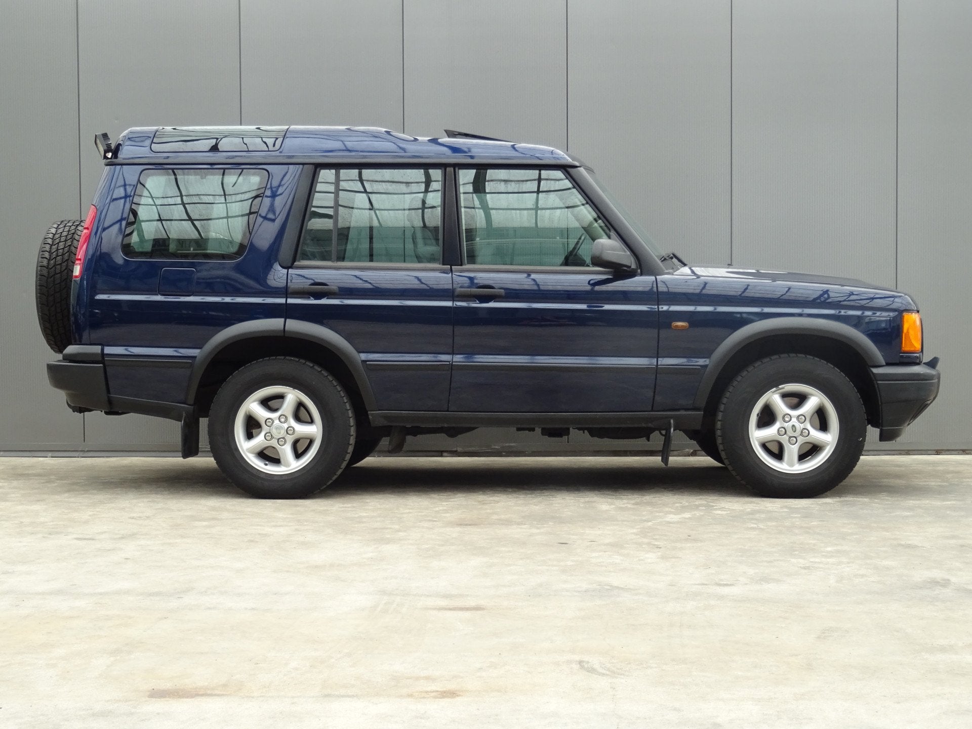 Land Rover Discovery 4.0 V8 ES * BTW * LAGE KM * YOUNGTIMER, foto 6