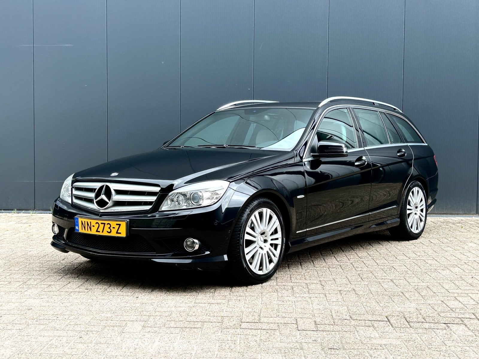 Mercedes-Benz C-Klasse 3.0 C280 AMG Autom Xenon Youngtimer, Auto's, Mercedes-Benz, Automaat, 1800 kg, Beige, Leder en Stof