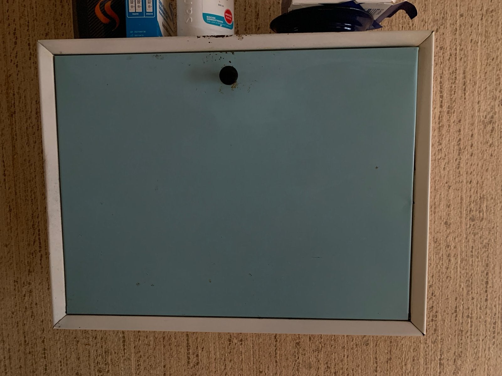 Vintage medicijnkastje - lichtblauw, Ophalen