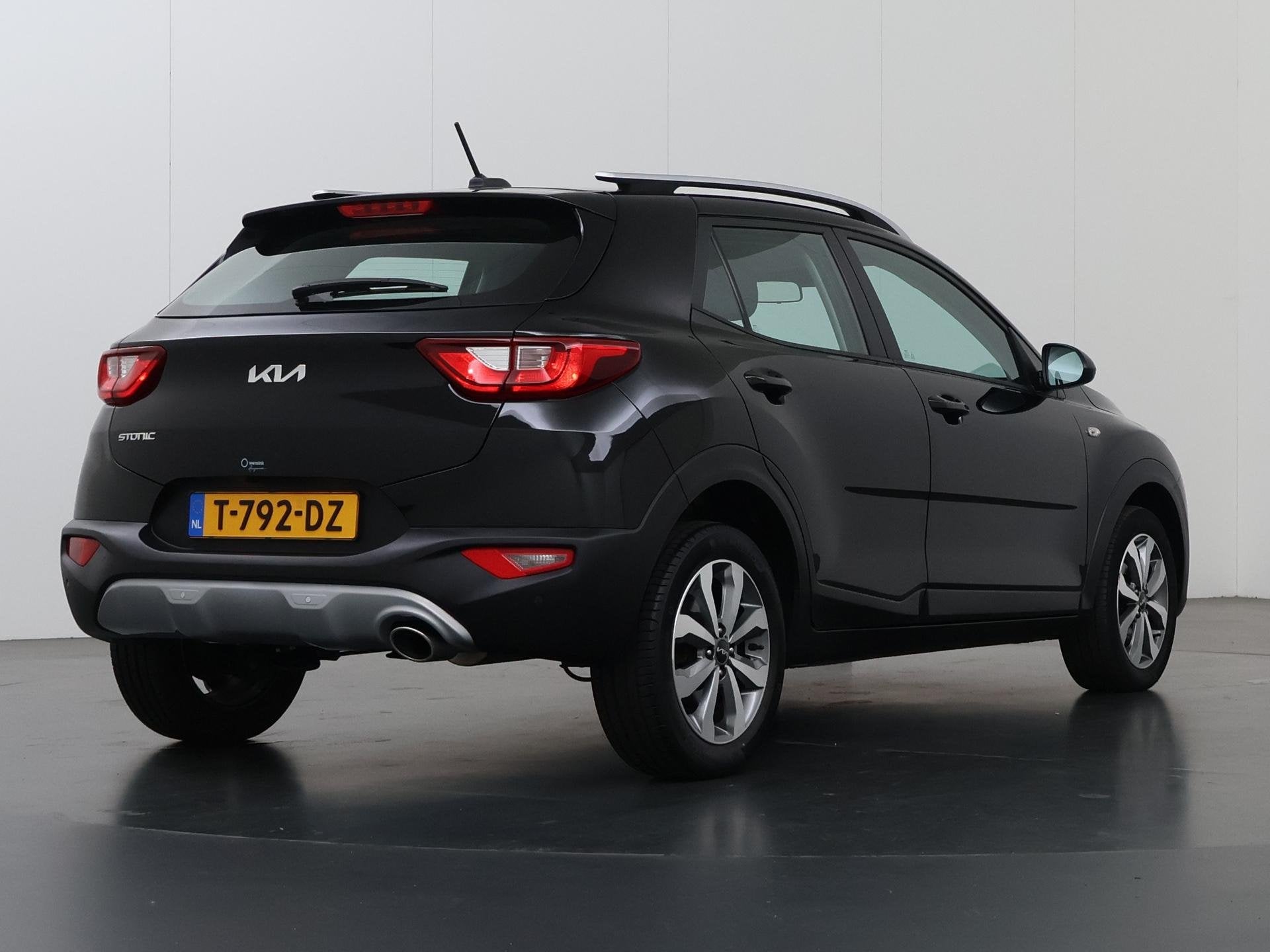 Kia Stonic 1.0 T-GDi MHEV DynamicLine | Parkeercamera | Blue, Auto's, Voorwielaandrijving, Gebruikt, Origineel Nederlands, Bedrijf
