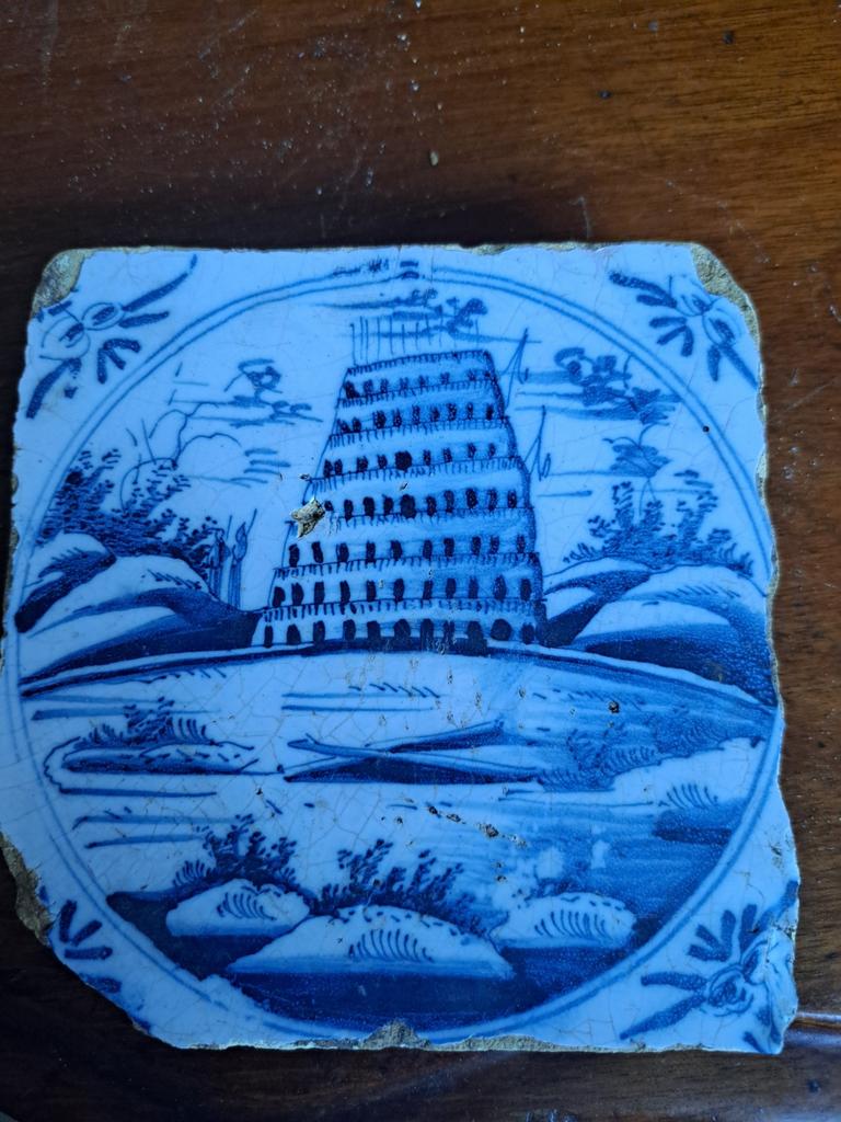BIJZONDERE TEGEL...Mogelijk van grote waarde!..., Antiek en Kunst, Antiek | Wandborden en Tegels, Ophalen of Verzenden