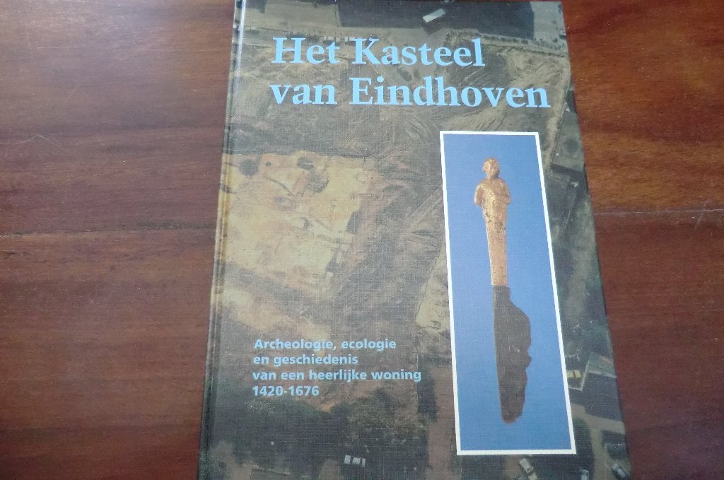 boek - Het Kasteel van Eindhoven, Ophalen of Verzenden, Gelezen
