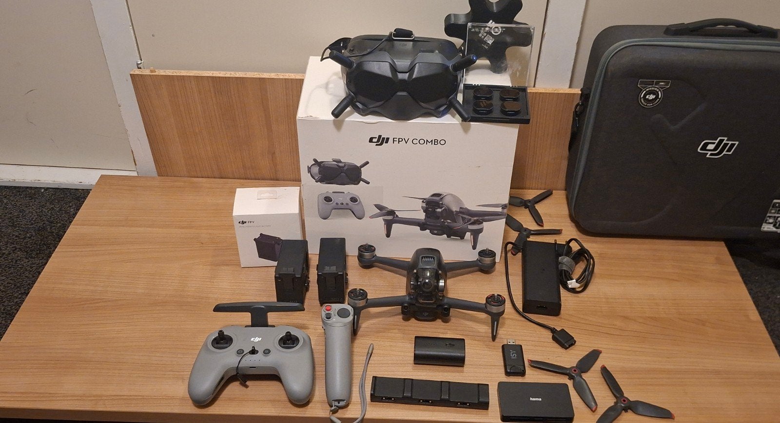 DJI FPV Drone Combo - met extra's, 5 tot 10 kilometer, 15 tot 30 minuten, Topkwaliteit, Ophalen