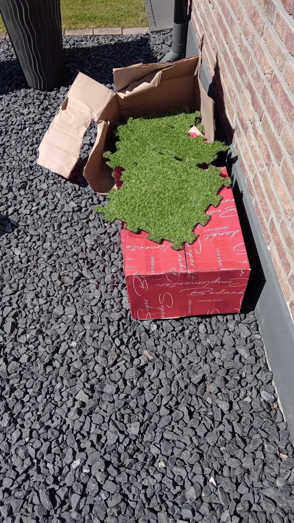 6 vierkante meter nieuwe groene grastegels., Ophalen, Nieuw, Minder dan 10 m²