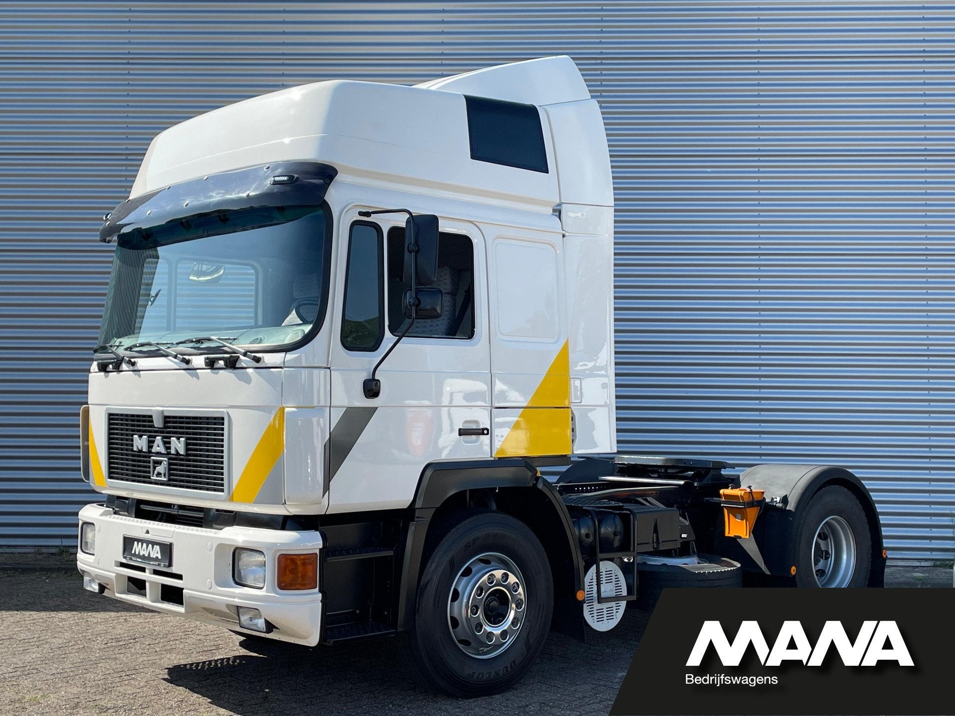 MAN F90 DIESEL V10 Commander NL REGISTRATIE / NIEUWSTAAT!, Auto's, MAN, Wit, Bedrijf, Grijs