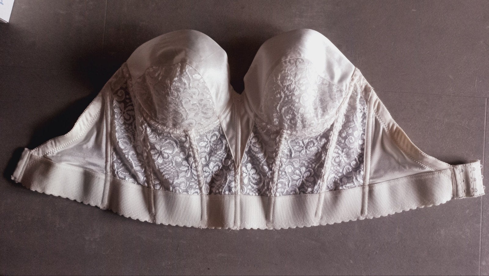 Carnival Corset voor Trouwjurk - Maat 36D, Wit, Carnival, Ophalen of Verzenden, Zo goed als nieuw