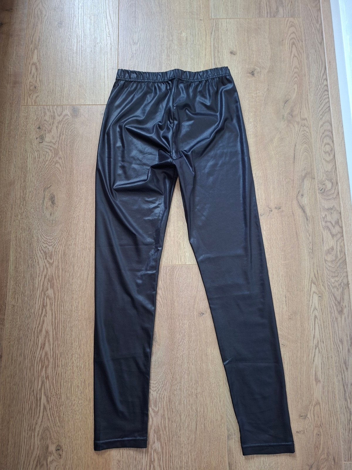 Legging met 'leer look', Legging, Zwart, Maat 40/42 (M), Ophalen of Verzenden