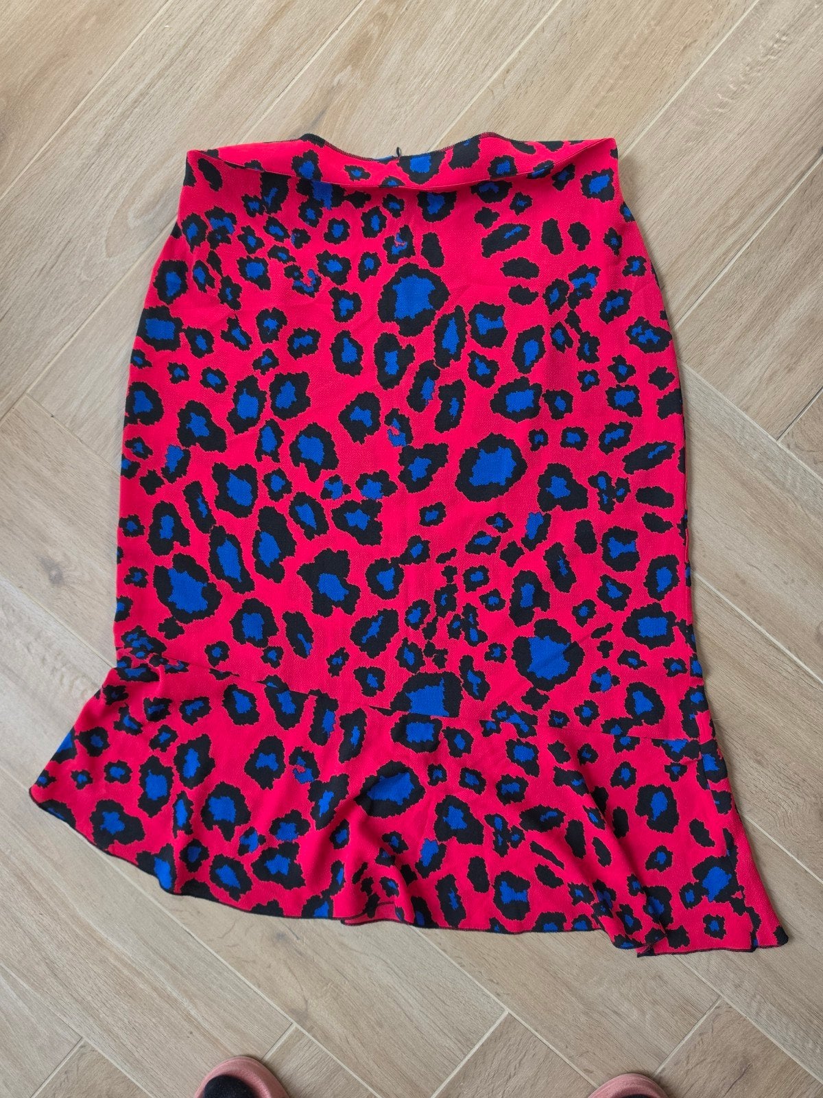 Kiomi asymmetrische neon roze rok maat 42 met rushes en rits, Kleding | Dames, Rokken, Ophalen of Verzenden, Zo goed als nieuw