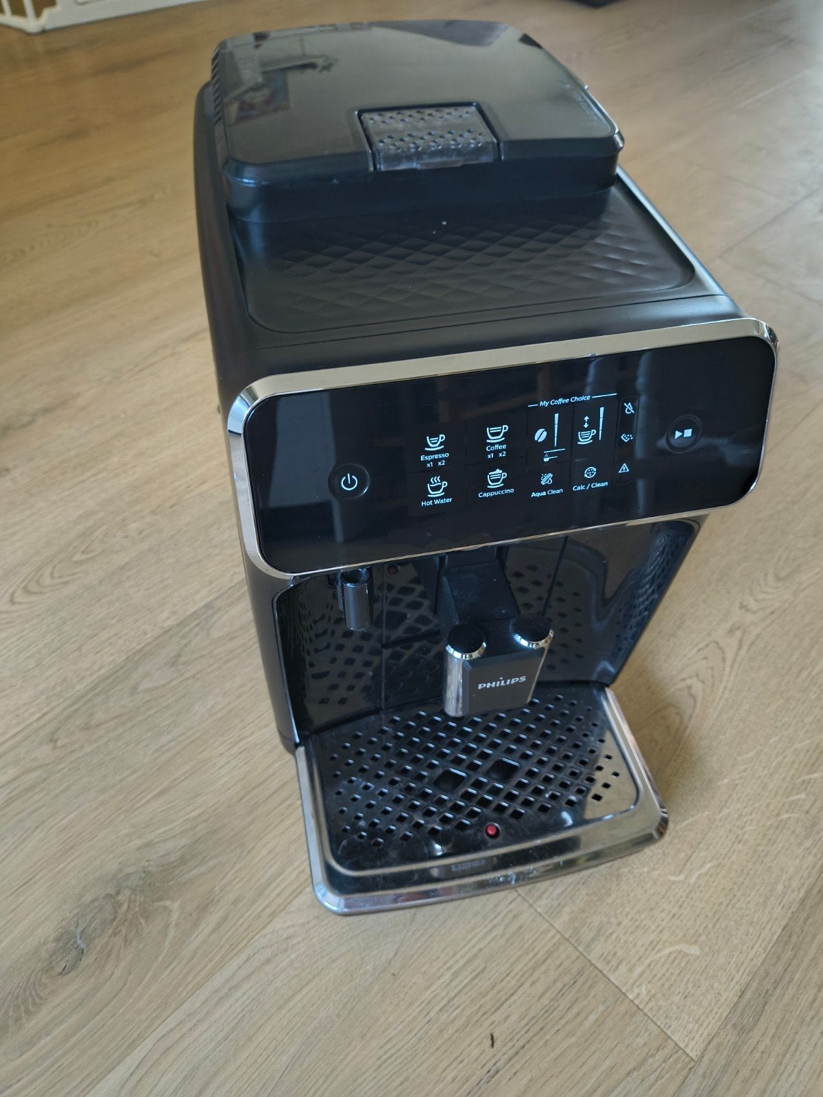 Philips 2200 serie volautomatische espressomachine, Witgoed en Apparatuur, Koffiezetapparaten, Ophalen, Afneembaar waterreservoir