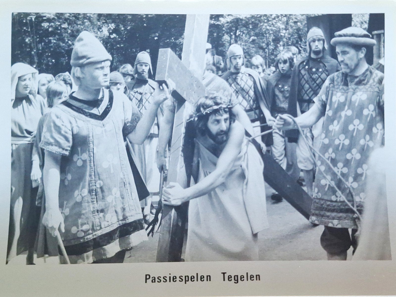 Foto Tegelen - Passiespelen, Verzamelen, Foto's en Prenten, Ophalen of Verzenden, Zo goed als nieuw, Foto