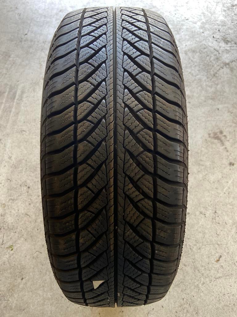 4 x  205 60 16. 92H Goodyear winterbanden  Prijs 100 euro, Ophalen, Gebruikt, 16 inch, Banden en Velgen