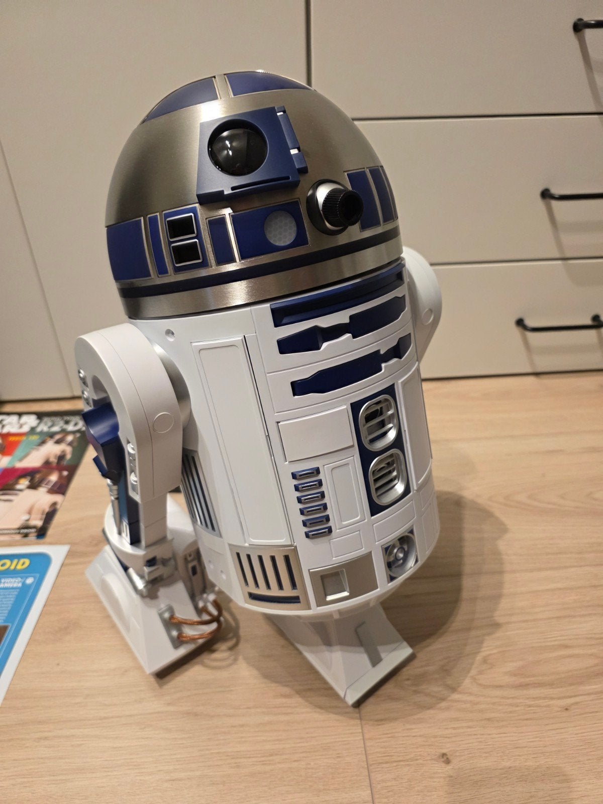 Fanhome R2D2 compleet volledig bestuurbare droid., Ophalen, Nieuw, Actiefiguurtje