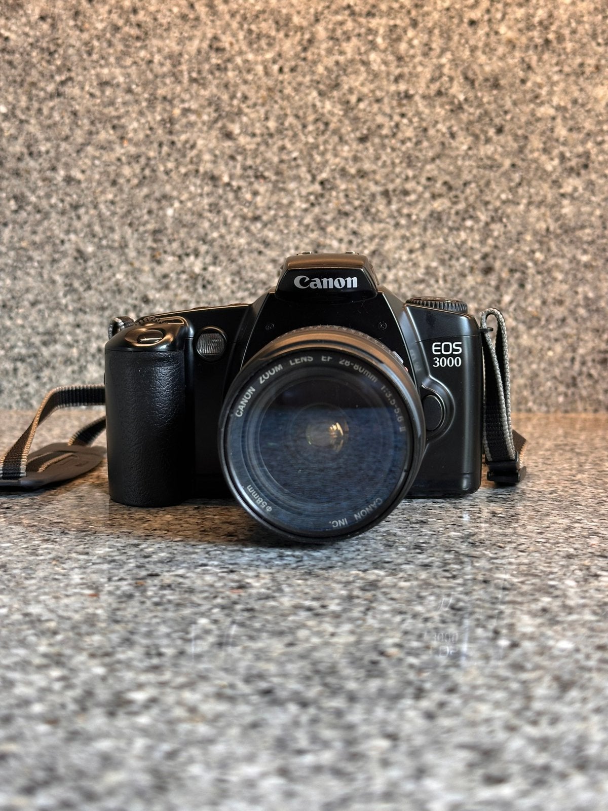 Canon EOS 3000 spiegelreflexcamera met 28-80mm lens, Audio, Tv en Foto, Fotocamera's Analoog, Ophalen, Gebruikt, Spiegelreflex