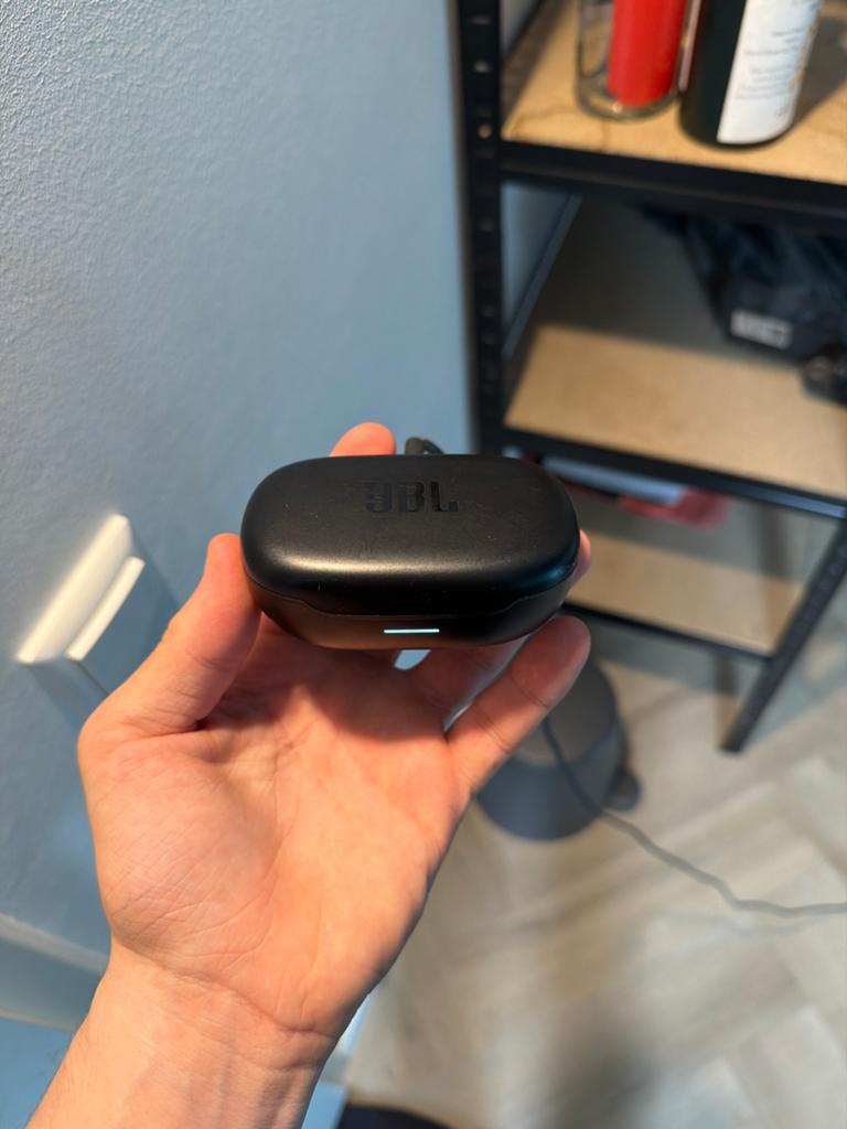 JBL endurance peak 3 - 1 Draadloze oordje met oplaadcase, In-ear, Ophalen of Verzenden, Zo goed als nieuw, Draadloos