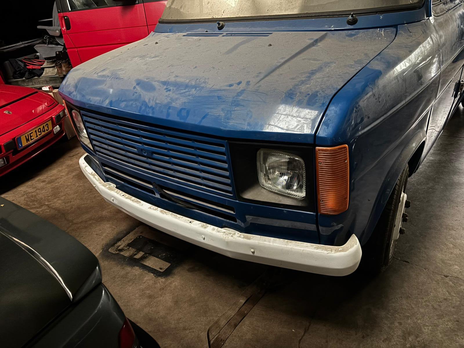 Ford Transit mk2 benzine 1980, Achterwielaandrijving, Overige carrosserieën, Blauw, Handgeschakeld