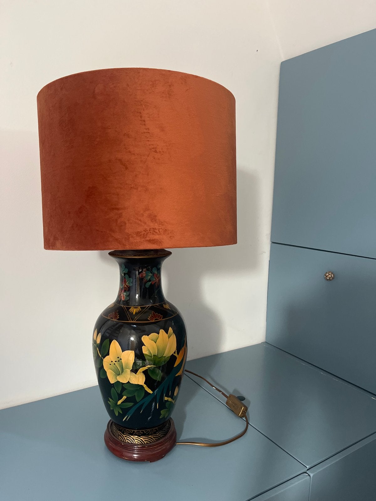 Vintage tafellamp / vloerlamp en fluwelen kap, Antiek en Kunst, Antiek | Lampen, Ophalen