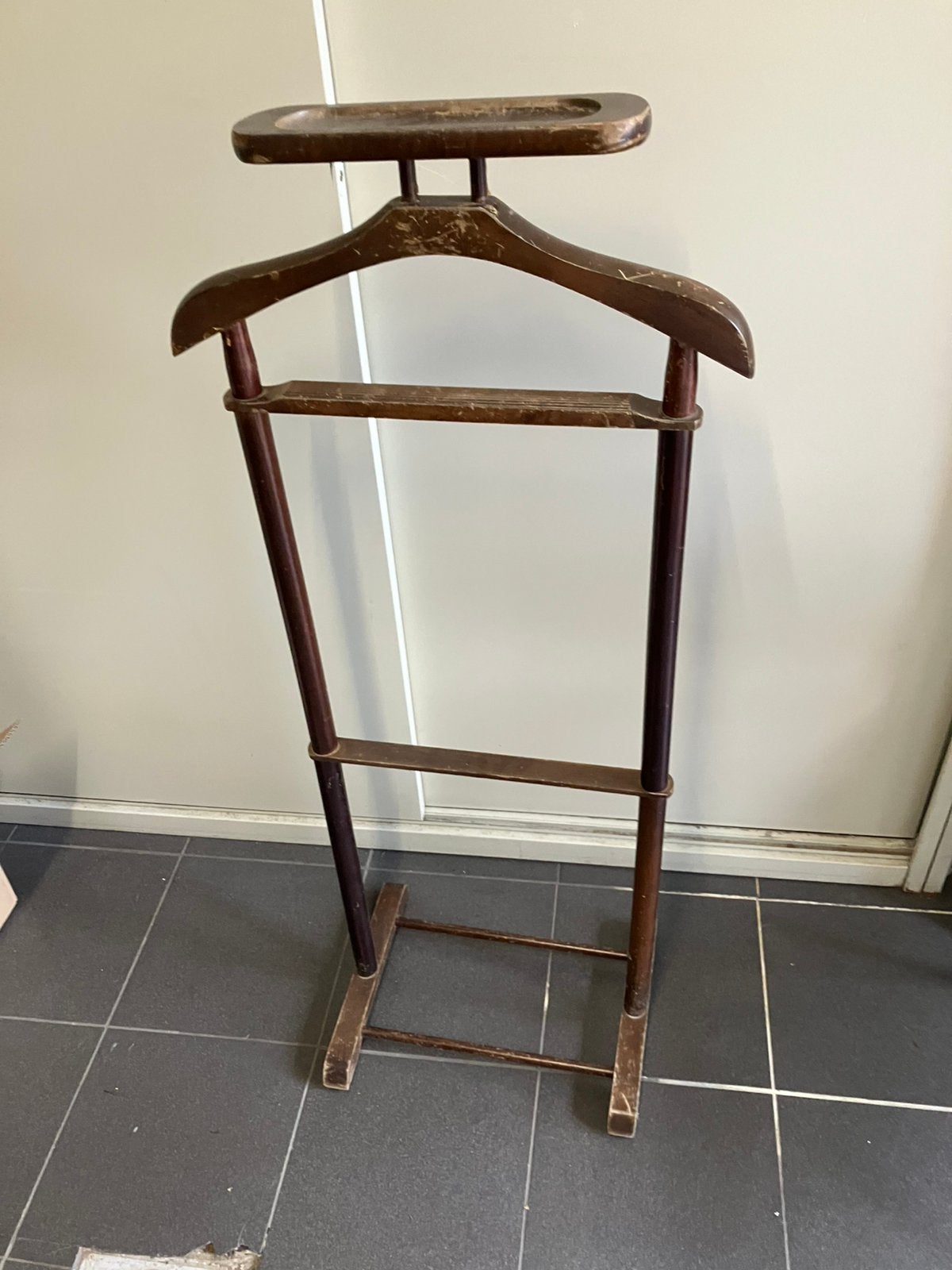 Vintage houten dressboy, Ophalen