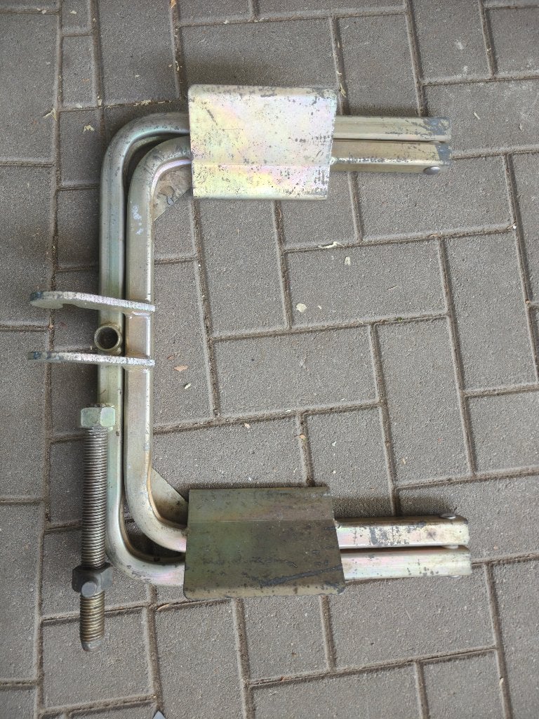Bulldog leveler caravan, Ophalen, Zo goed als nieuw