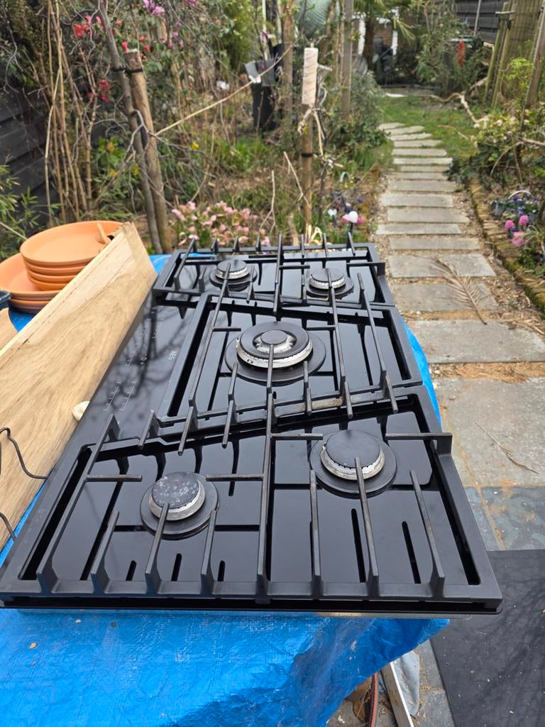 AEG gasfornuis met wokbrander, Ophalen, Gebruikt, Minder dan 85 cm, 60 cm of meer