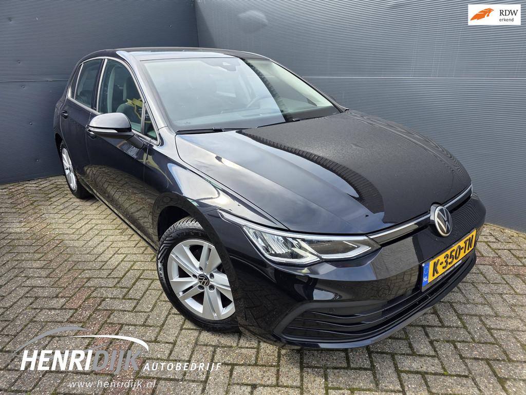 Volkswagen Golf 1.5 eTSI Style Automaat / Camera / Stoel & S, Auto's, Volkswagen, Stof, 4 cilinders, 150 pk, Zwart