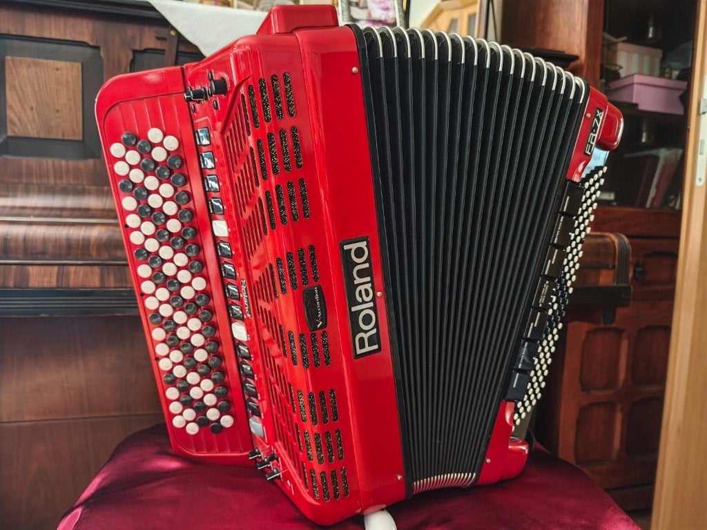 Roland FR-7XB-zo goed als nieuw – MIDI – USB – luidsprekers, Muziek en Instrumenten, Accordeons, Overige merken, Met koffer, Ophalen of Verzenden