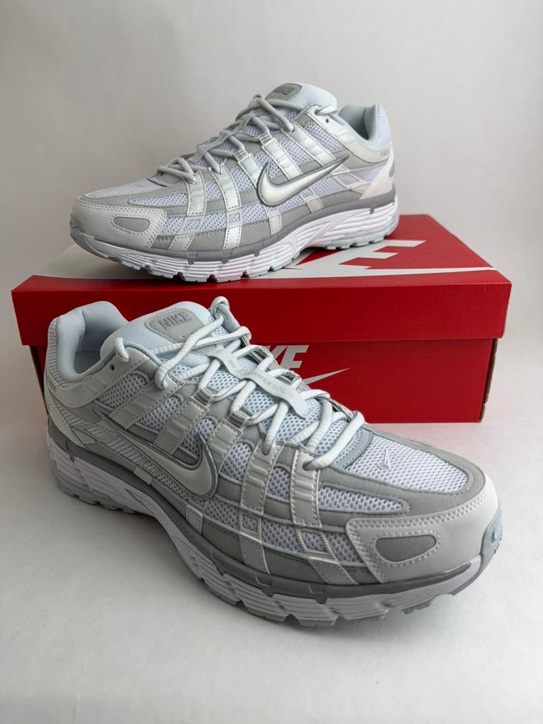 Nike p-6000 summit white (maat 45), Kleding | Heren, Wit, Nieuw, Ophalen of Verzenden, Sneakers of Gympen