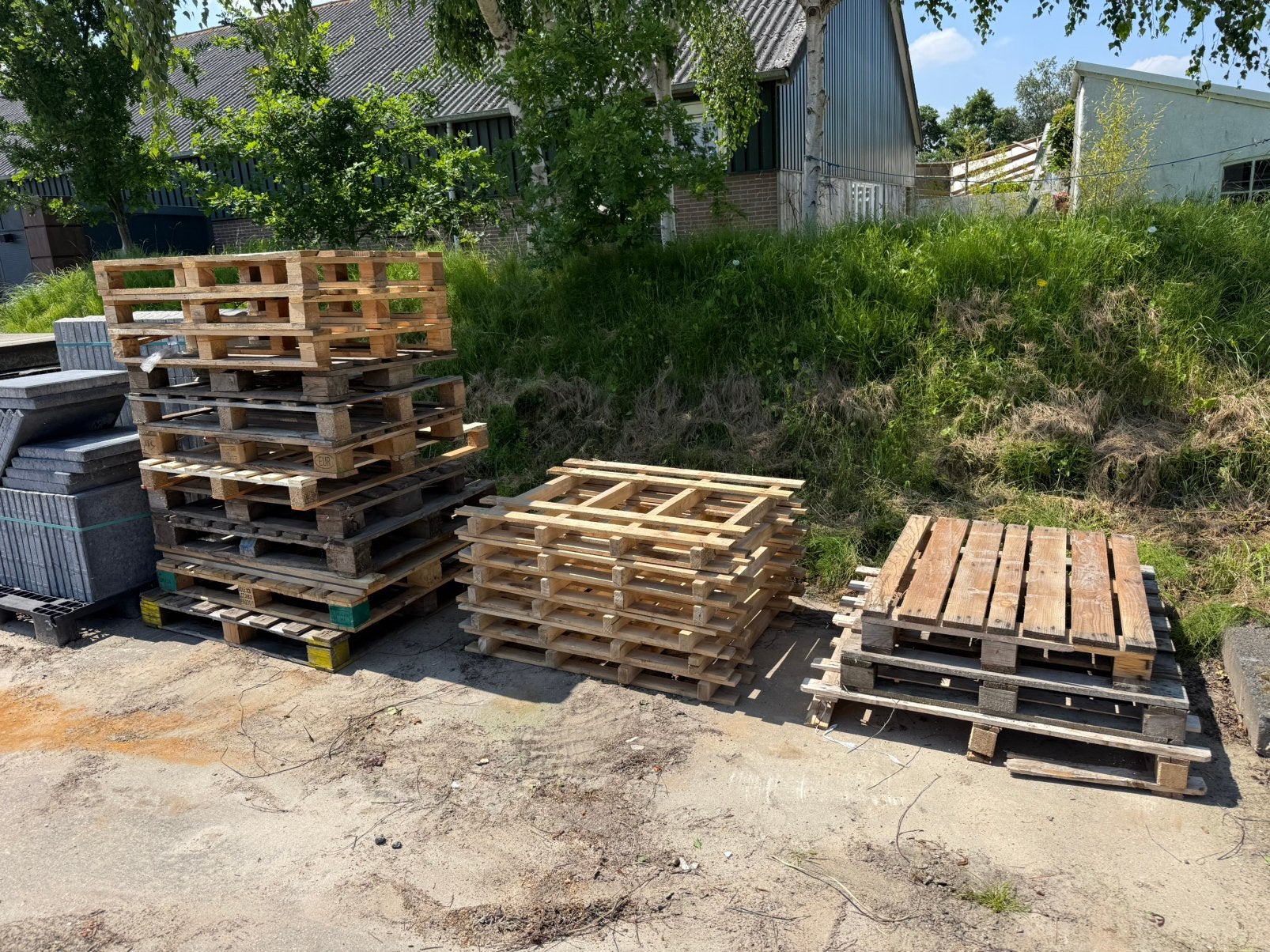 Gratis pallets af te halen !, Doe-het-zelf en Verbouw, Hout en Planken, Ophalen, Gebruikt, Pallet, Minder dan 200 cm