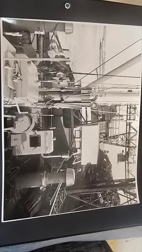 Zwart-wit foto van scheepswerf, Foto Hartman, Verzamelen, Ophalen of Verzenden, Gebruikt