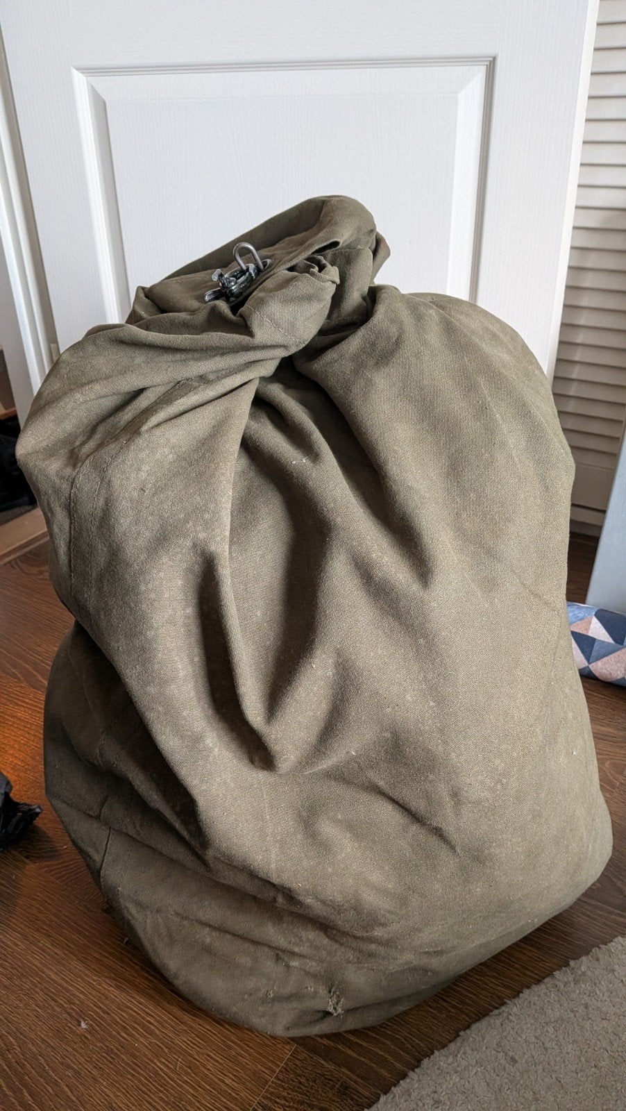 Militair uitrusting: helm, diverse kleding en plunjezak, Ophalen, Landmacht, Overige gebieden, Helm of Baret