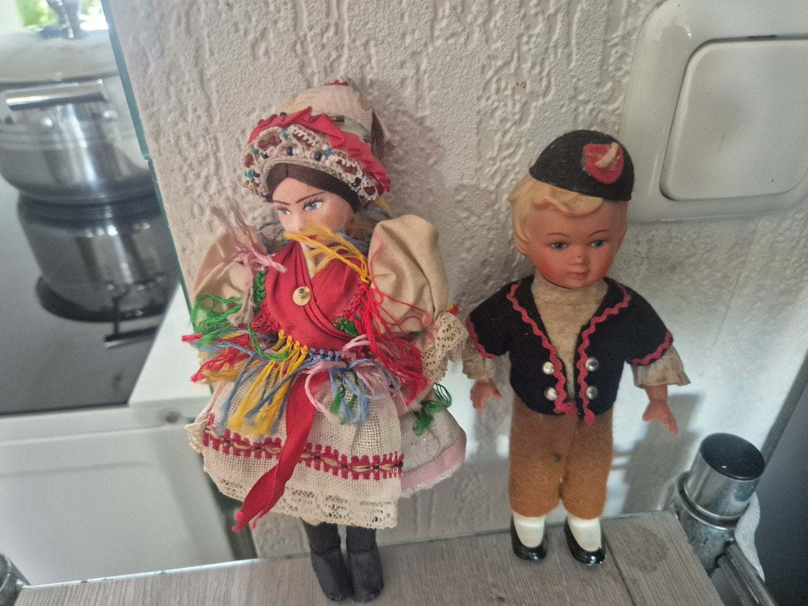 2 klederdracht poppen, Verzamelen, Ophalen of Verzenden, Zo goed als nieuw, Pop