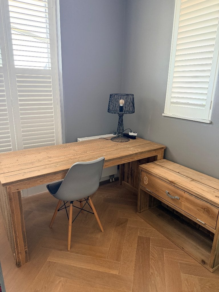 Bureau met kastje van steigerhout van Saartje Prum, Ophalen, Gebruikt, Hout, Kinderbureau