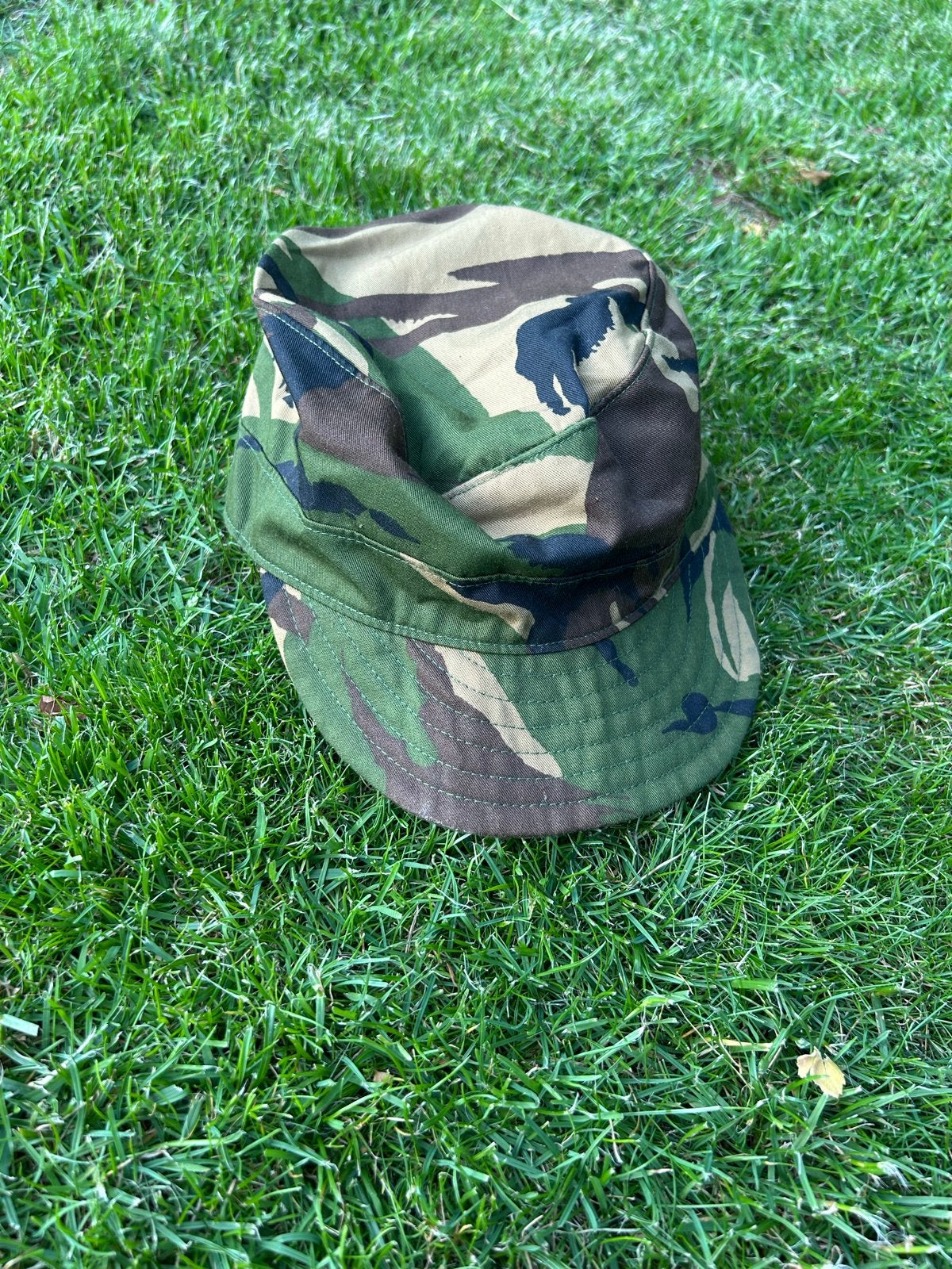 Woodland Veldpet - Goede Staat, Verzamelen, Militaria | Algemeen, Ophalen of Verzenden