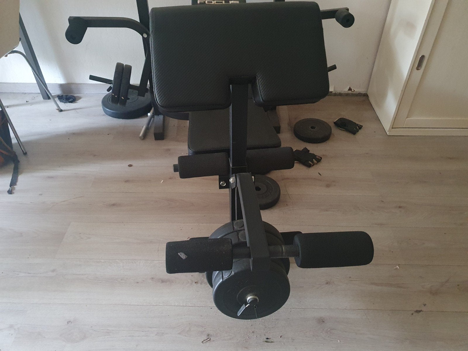 halterbank met gewichten, Sport en Fitness, Ophalen, Zo goed als nieuw, Fitnessbank
