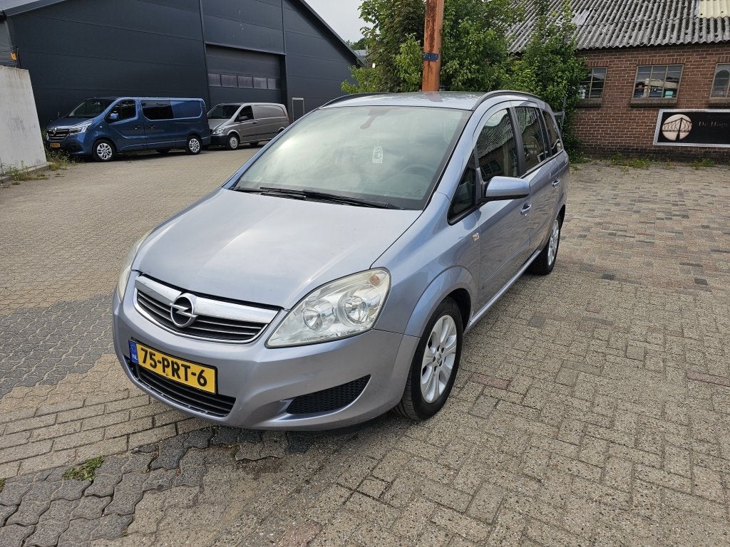Opel Zafira 1.8 Temptation (bj 2008), Voorwielaandrijving, Gebruikt, 4 cilinders, 14 km/l