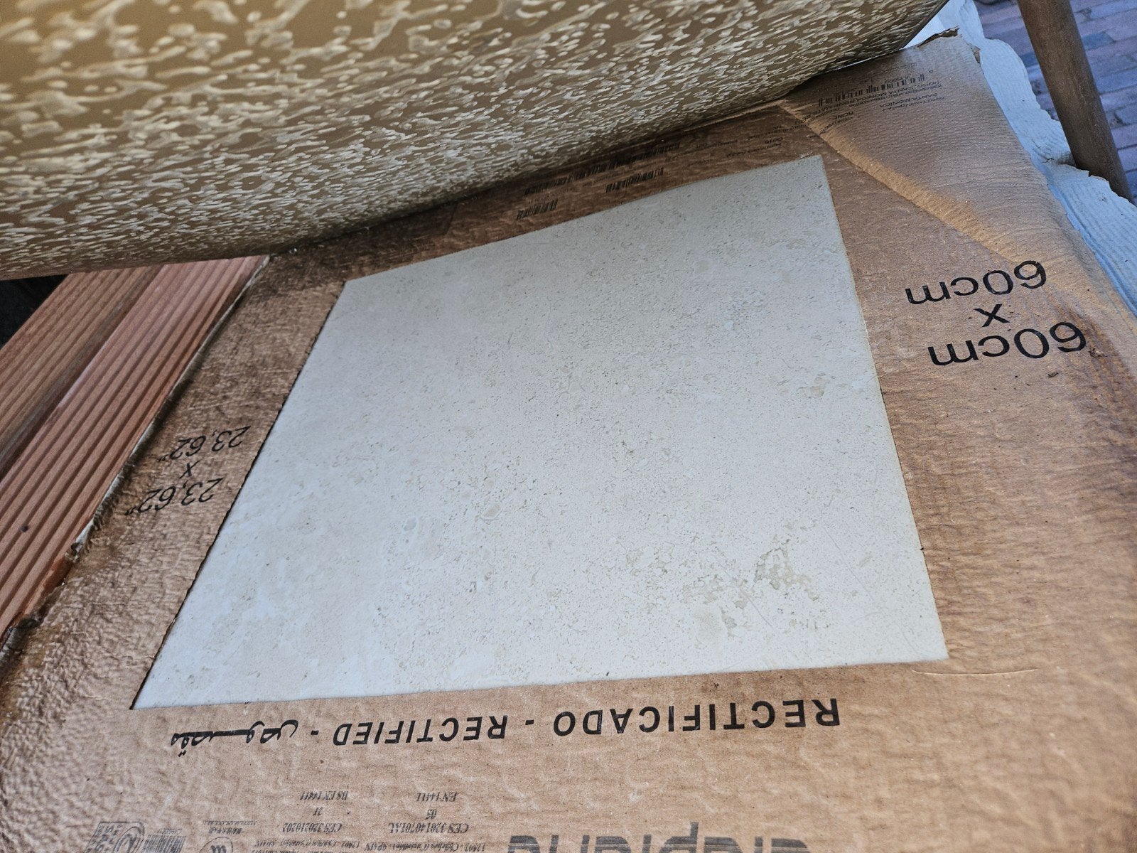 Mooie beige 60x60 vloertegels, Ophalen, 60 cm of meer, Nieuw, Minder dan 5 m²