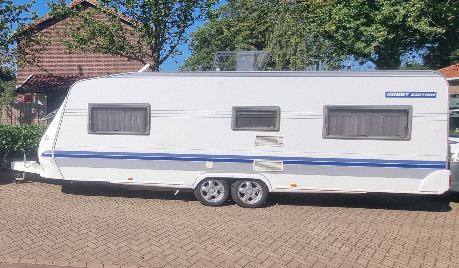 HOBBY EXCELSIOR 2005, Caravans en Kamperen, Rondzit, Hobby, Frans bed, 7 tot 8 meter