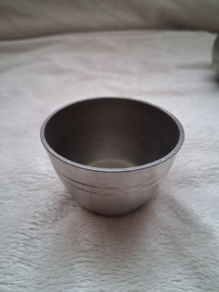 Een tinnen "Drinkbekertje" (kommetje) ., Antiek en Kunst, Antiek | Tin, Ophalen of Verzenden